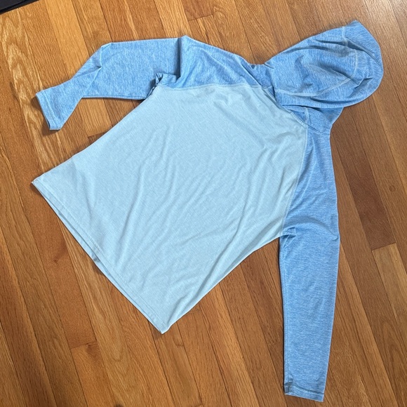 Patagonia Capilene® Silkweight Hoody - Picture 4 of 4